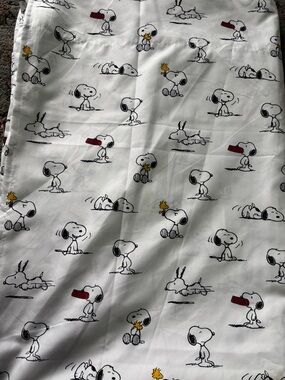 NWOT PEANUTS Berkshire Home Snoopy & Woodstock Cartoon Print Twin Flat Sheet